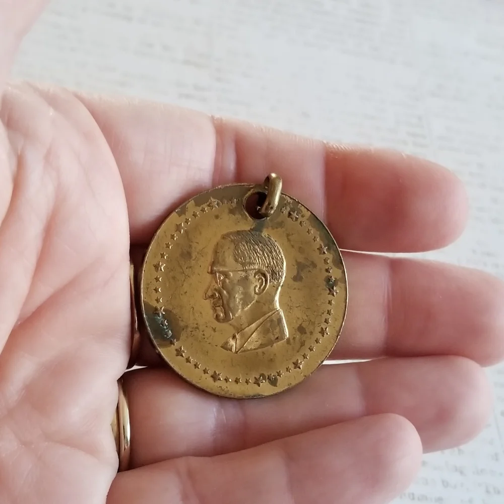 Vintage Harry Truman Inaugural coin pendant charm president political